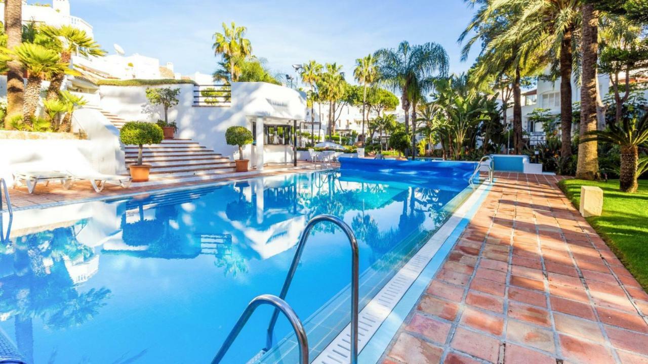 White Pearl Beach - Elviria Playa * Marbella